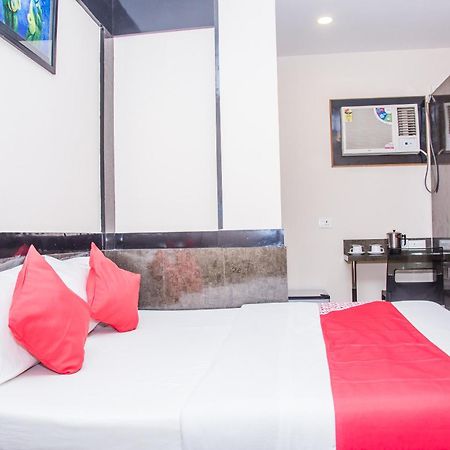 Oyo Hotel Executive Inn Agartala Extérieur photo