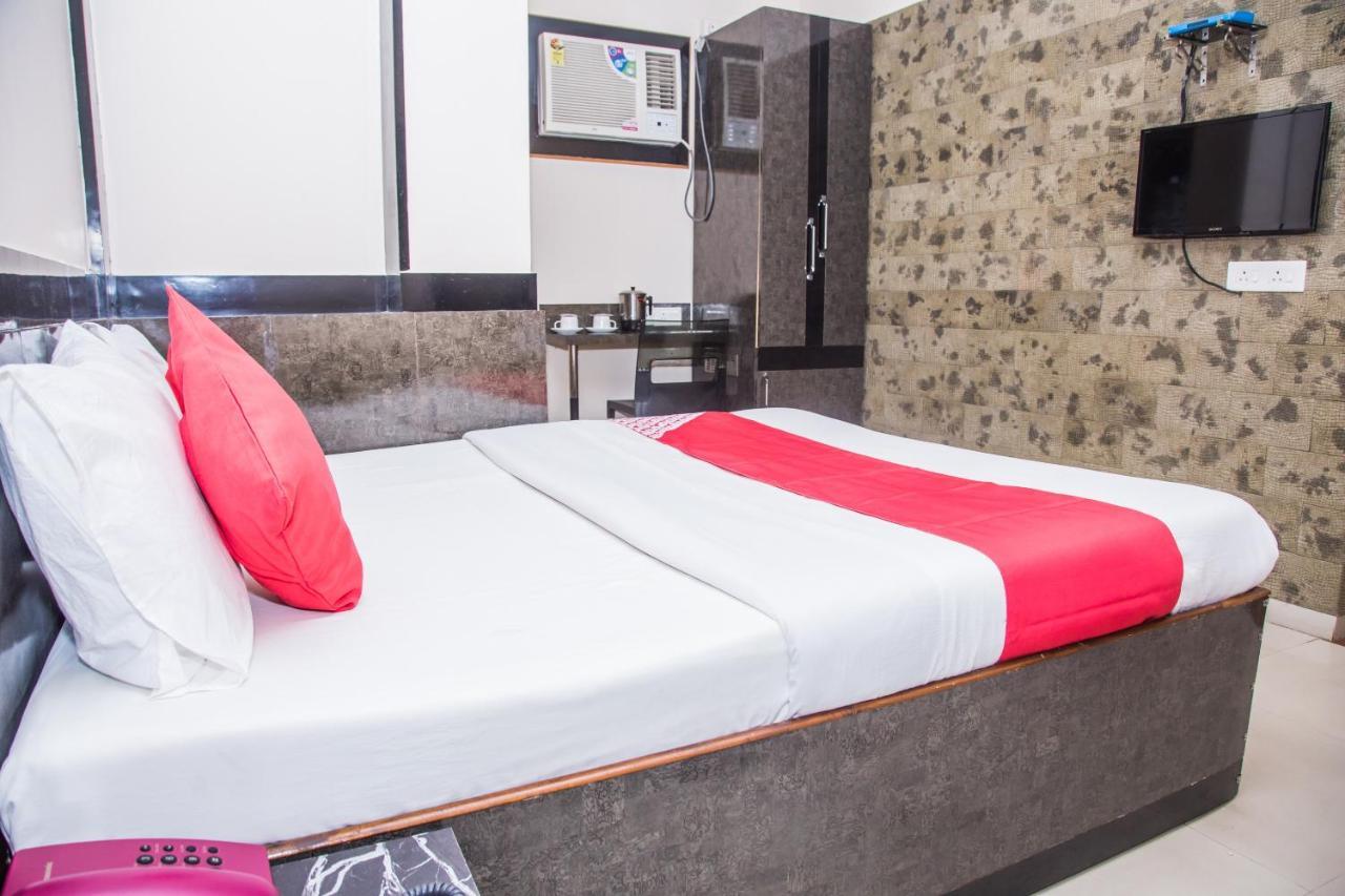 Oyo Hotel Executive Inn Agartala Extérieur photo