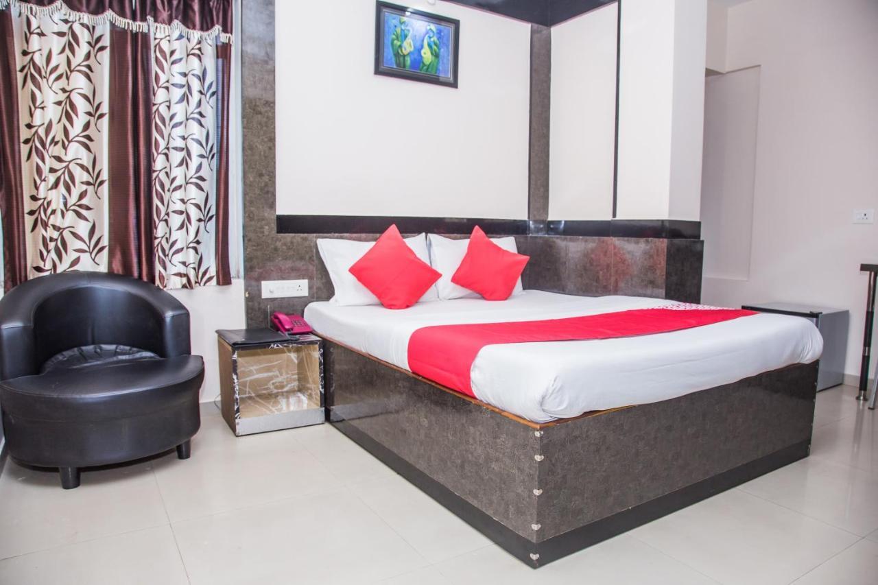 Oyo Hotel Executive Inn Agartala Extérieur photo